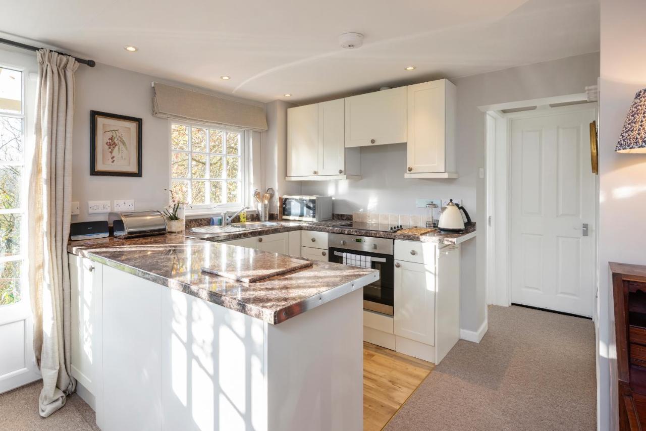Tucking Mill View- Self Catering Apartment Бат Екстериор снимка